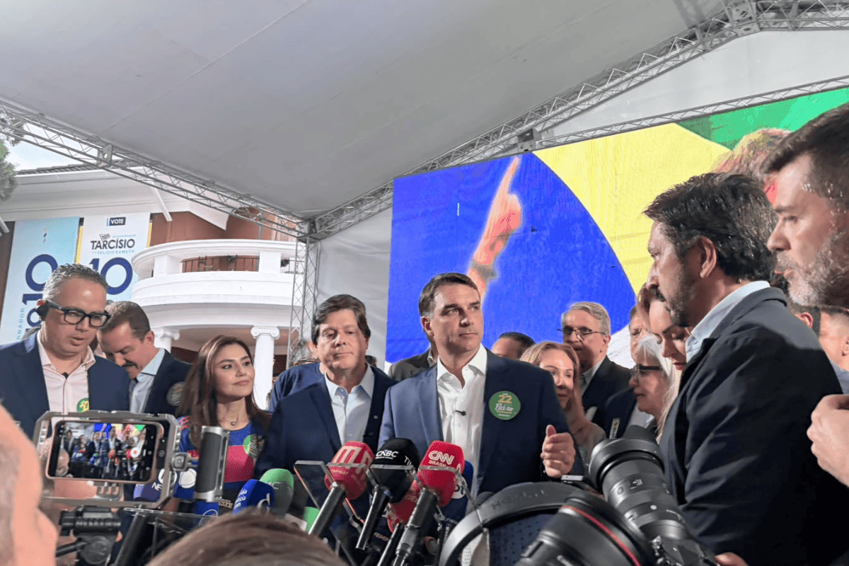 Flávio diz que PCC vai votar em Lula no 2° turno: "Se sentem protegidos"