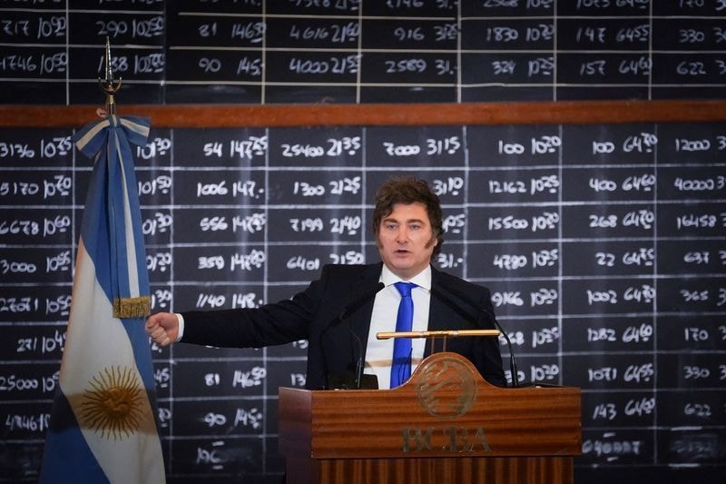 Circuit breaker: Há preocupação com trajetória da dívida, diz especialista