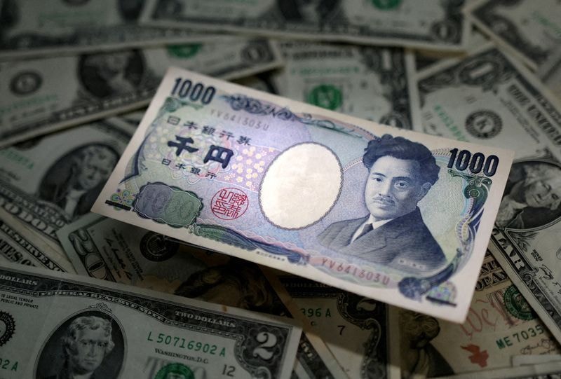 Presidente do Banco do Japão promete continuar aumentando juros