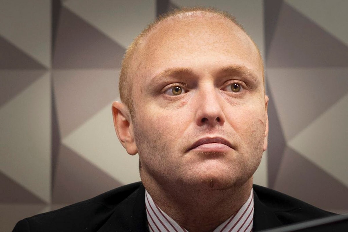 Moraes diz que Delgatti não pode trabalhar em empresa de marketing