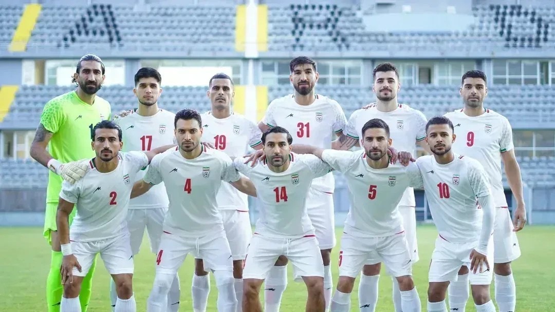 Torcedores iranianos-americanos vivem Copa conturbada em meio à guerra