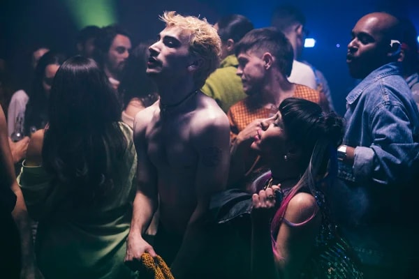 Filme brasileiro premiado em Veneza propõe olhar sexy sobre a deficiência
