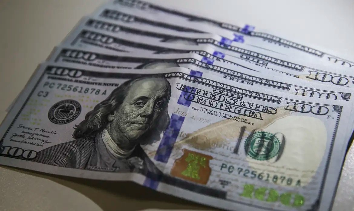 Renda Fixa Hoje: conheça as taxas de CDBs, LCIs e LCAs na XP com dólar em alta