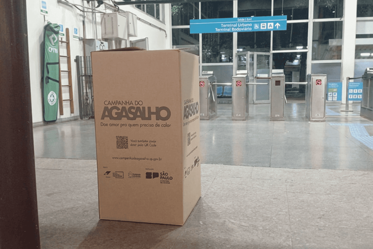 Linha 10-Turquesa recebe pontos de coleta da Campanha do Agasalho