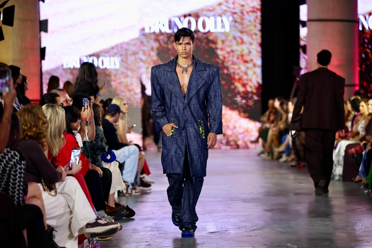 Raica Oliveira domina a passarela no segundo dia do Metrópoles Catwalk