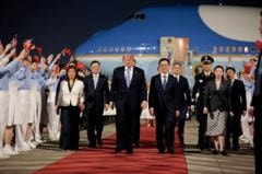 Trump na China: Irã, Taiwan e comércio estão na agenda das negociações com Xi