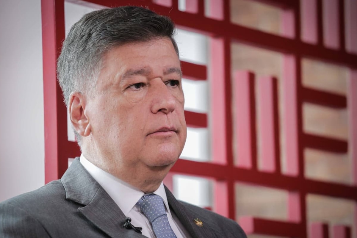 Oposição pede abertura de CPMI para investigar Lulinha
