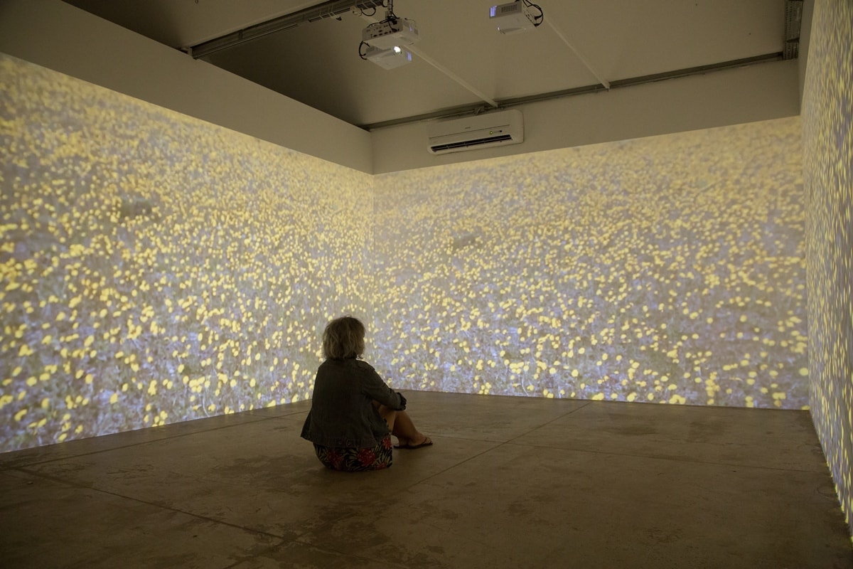 Conheça as artes de Karina Dias na mostra Constelações Contemporâneas