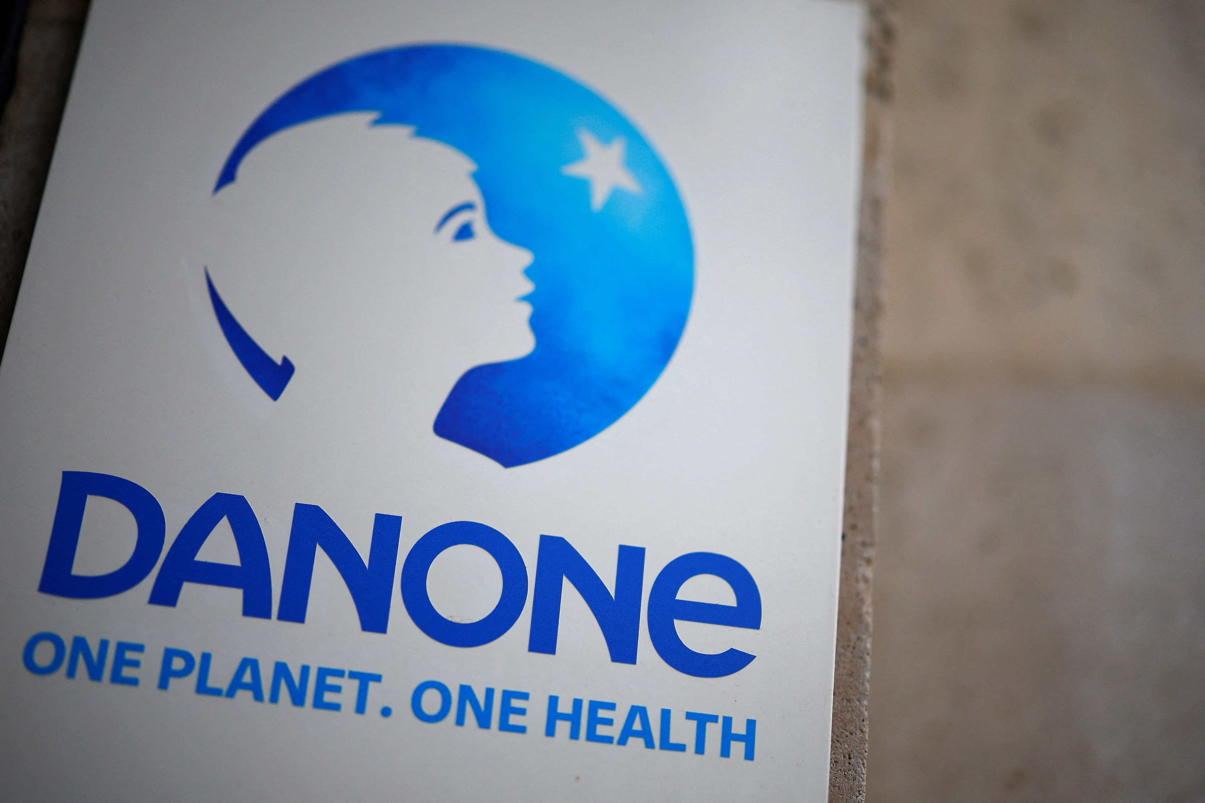 Nestlé se desfaz de participação no setor de água para acelerar crescimento
