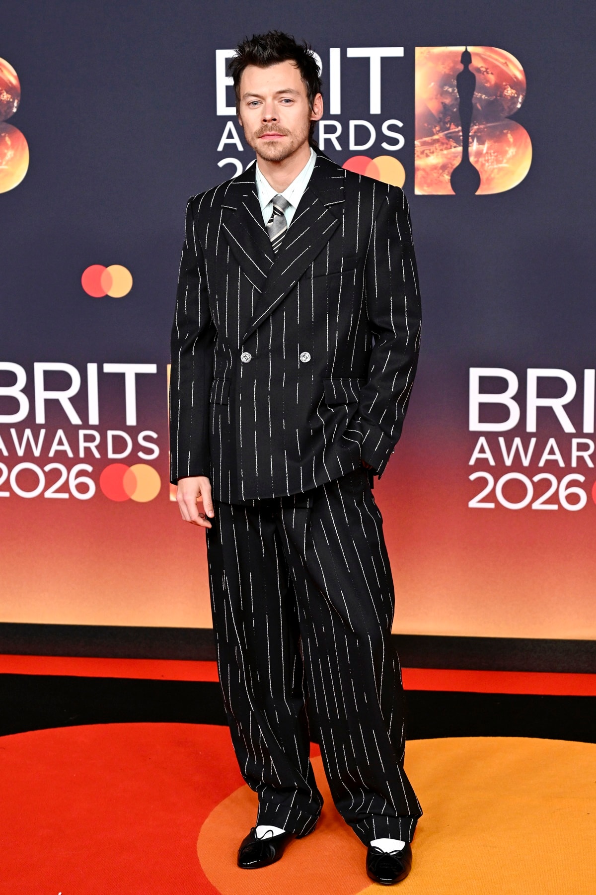 Harry Styles no Brasil: veja inspirações de looks para usar nos shows