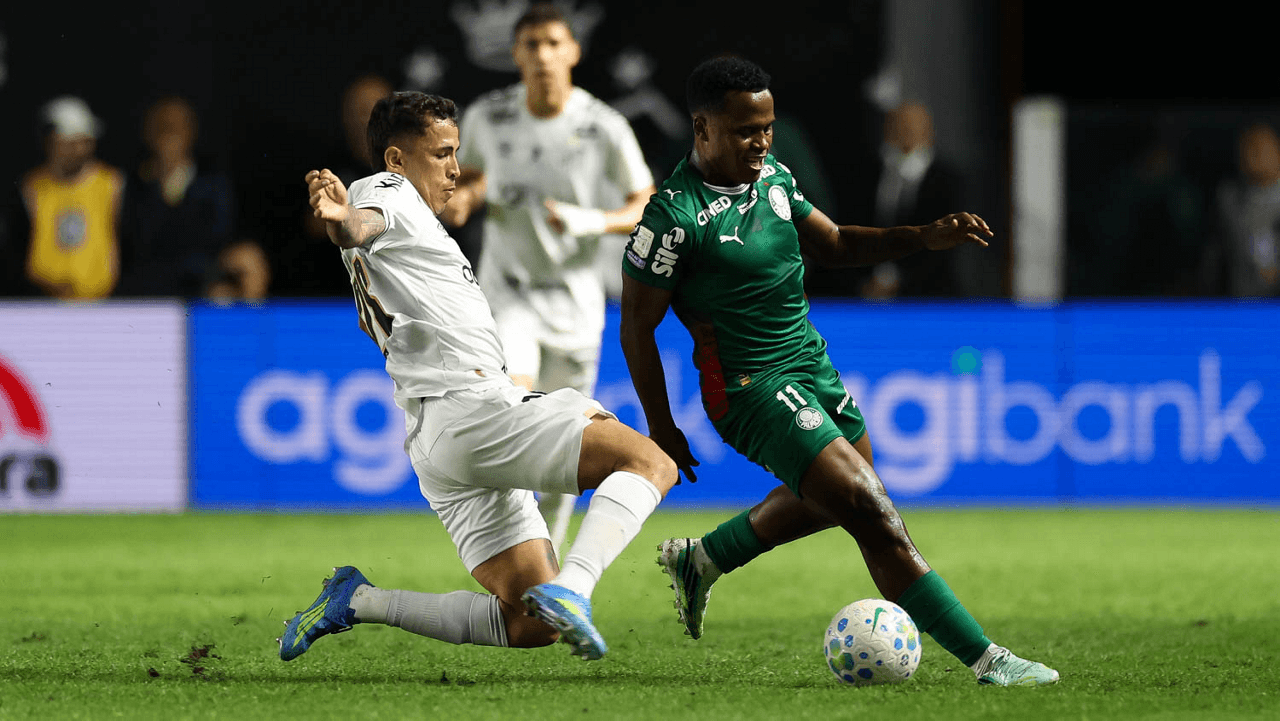 Brasileirão: RB Bragantino vence e aproxima Chapecoense da Série B