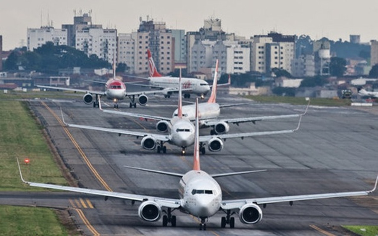 Nevoeiro em São Paulo causa cancelamento de voos em Guarulhos e Congonhas