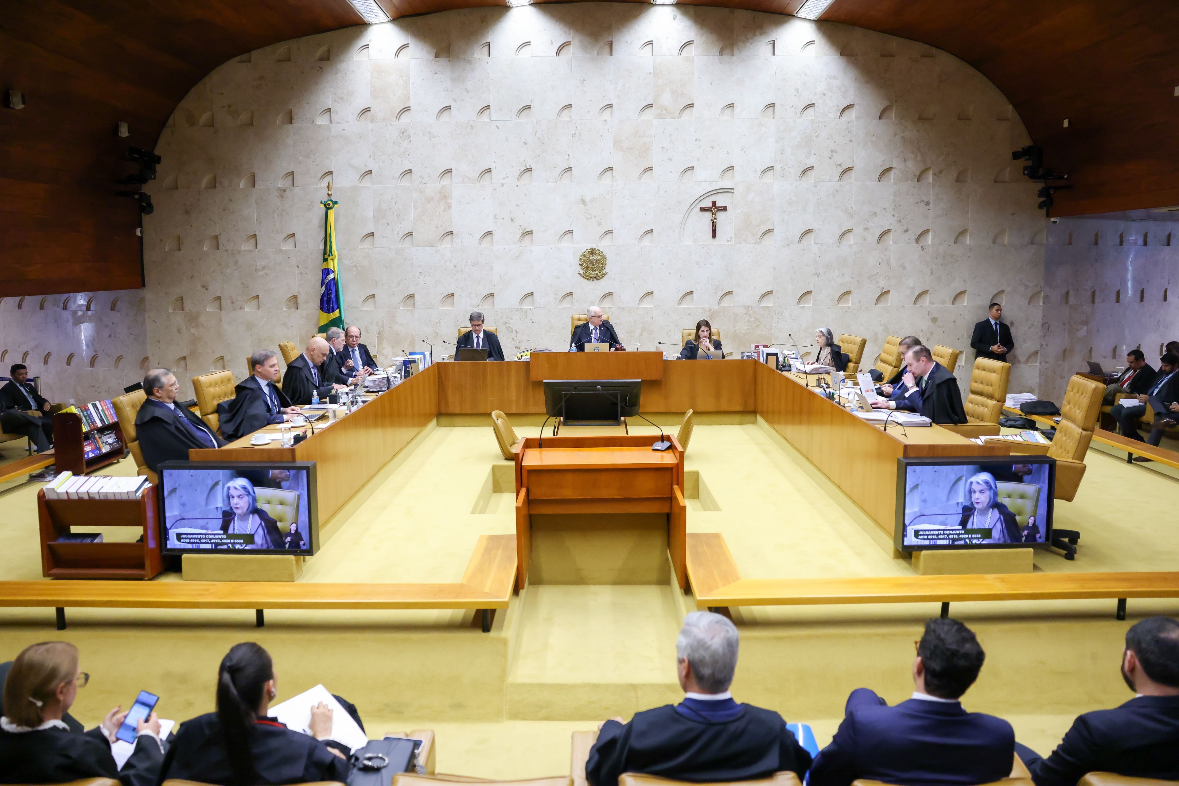 Análise: Abrangência do sigilo da fonte deve ser debatida no STF