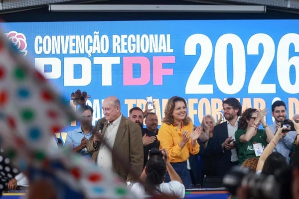 PDT oficializa candidatura da senadora Leila do Vôlei à reeleição