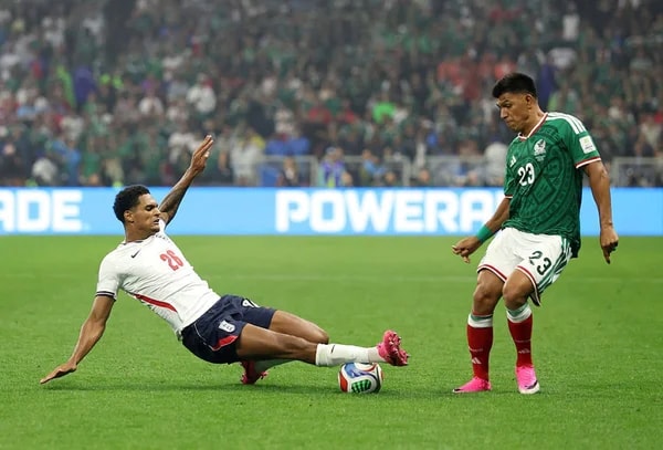 Federação Inglesa busca suspender expulsão de Quansah diante do México