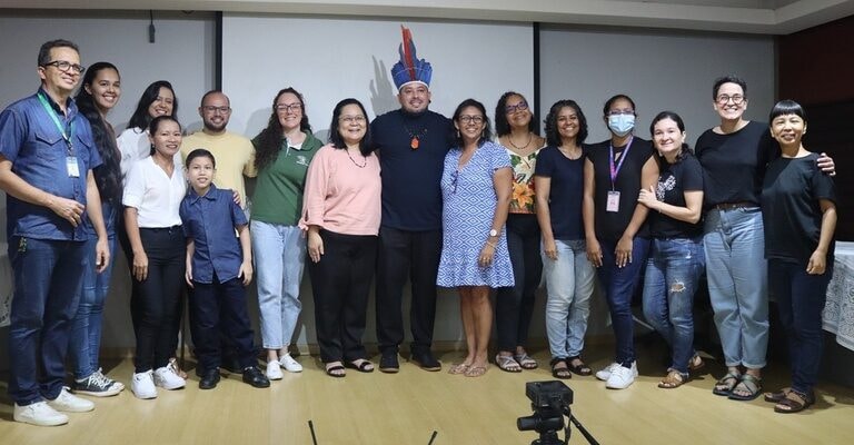 Indígena Sateré-Mawé apresenta dados inéditos sobre espécies de cogumelos consumidos pelo seu povo