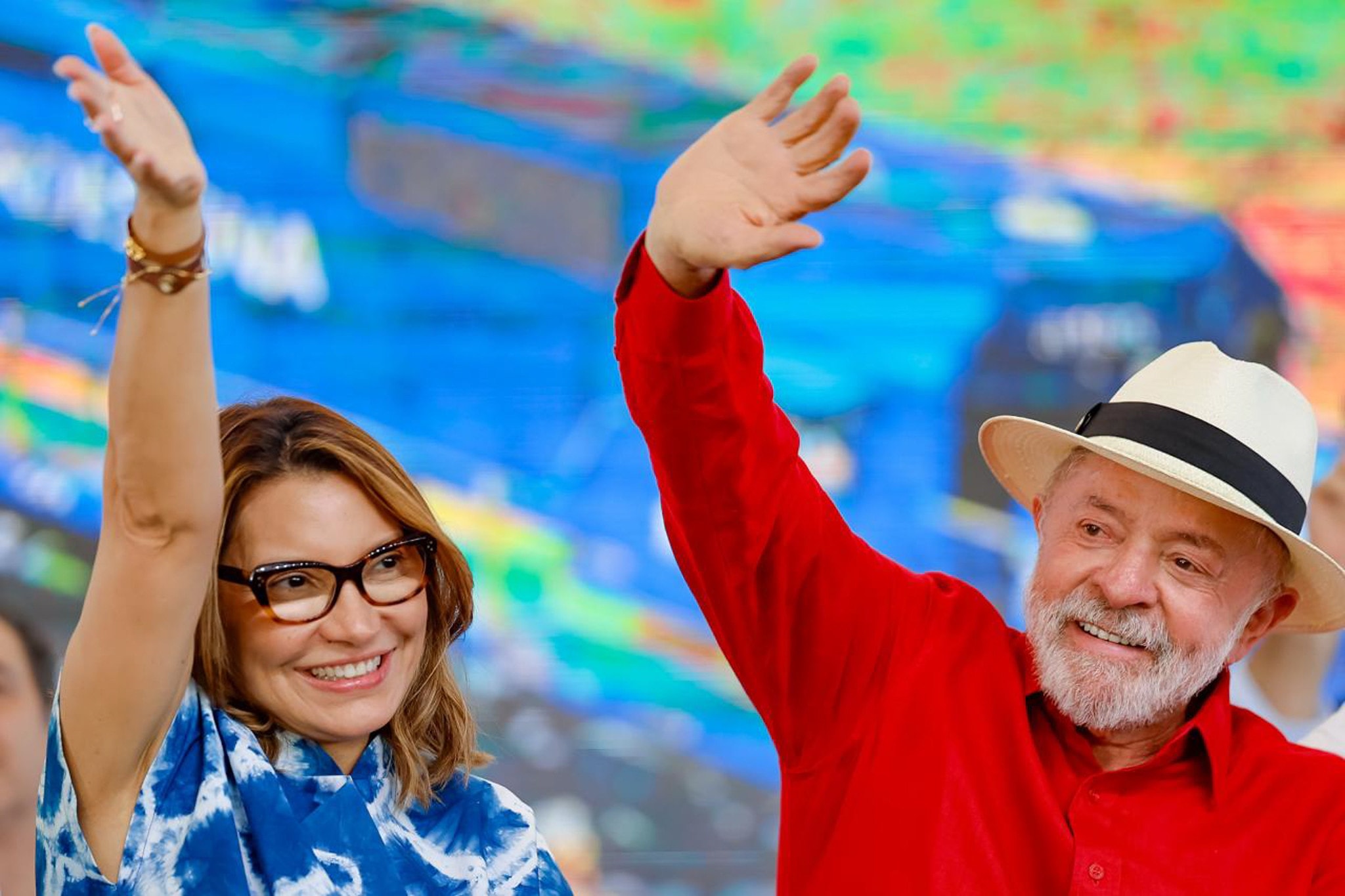 Lula sanciona criação do Pix Pensão e medidas voltadas às mulheres