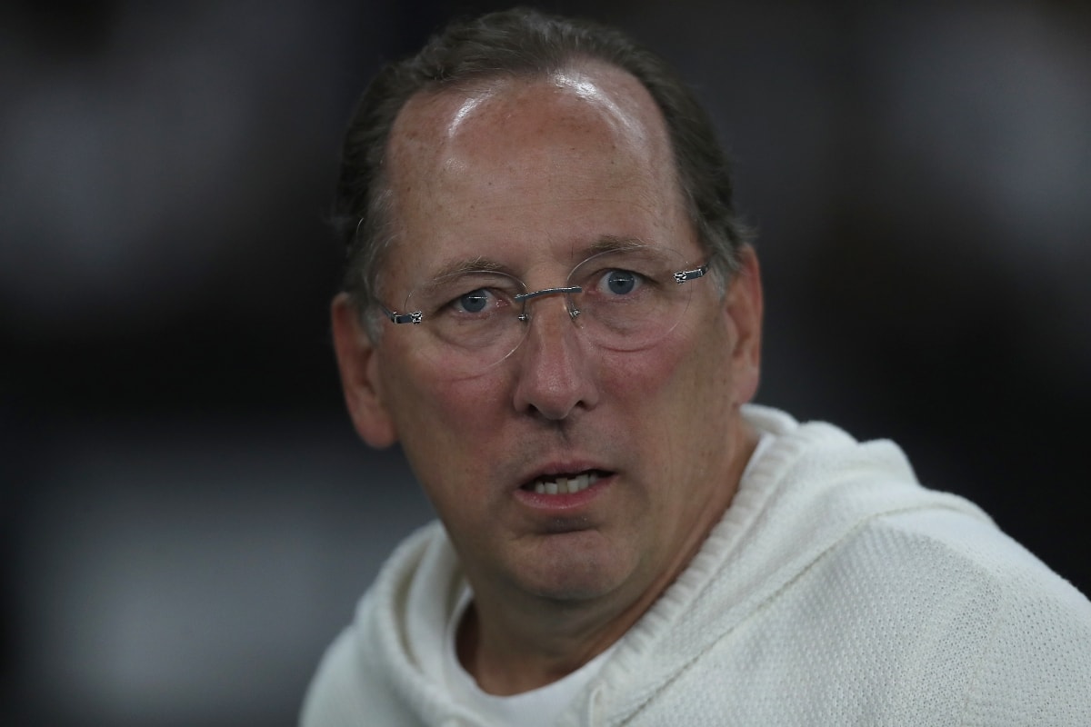 Textor é afastado da SAF do Botafogo por decisão de Tribunal Arbitral