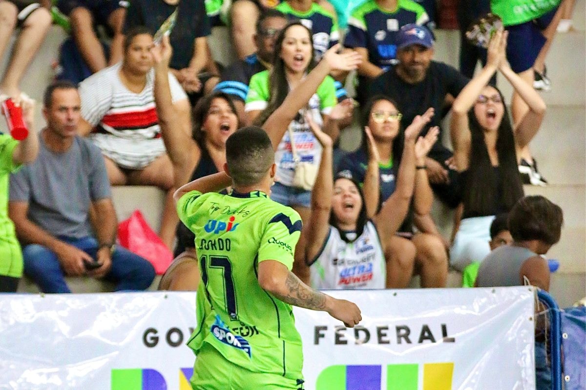 Metrópoles Esportes exibe jogo decisivo na Copa do Brasil de Futsal