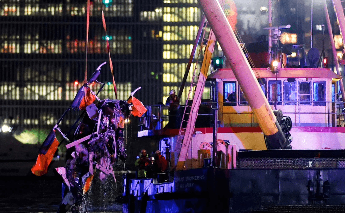Queda de avião em rodovia no Texas deixa um morto e cinco feridos