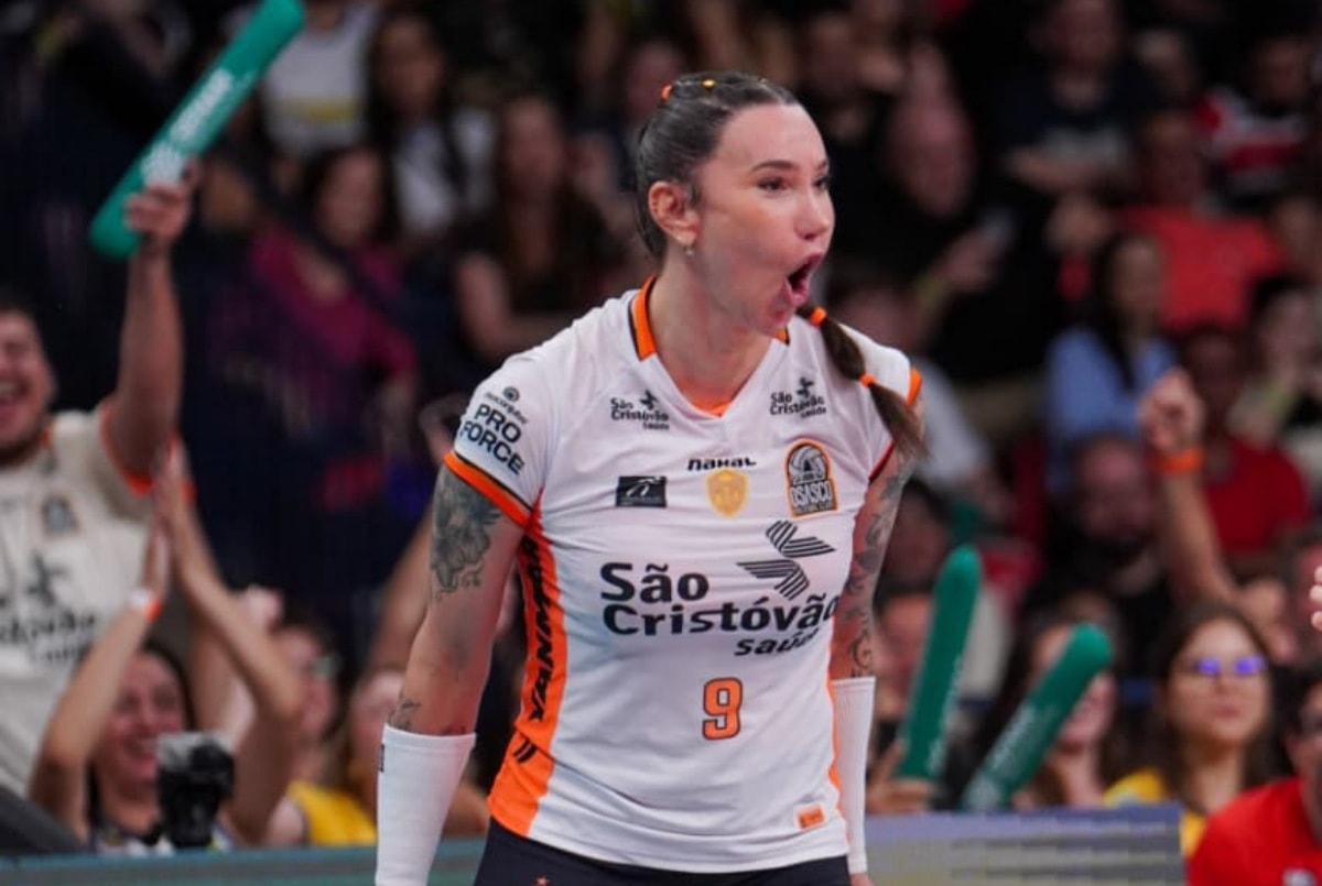Após decisão da Justiça, CBV aceita participação de Tifanny na Superliga