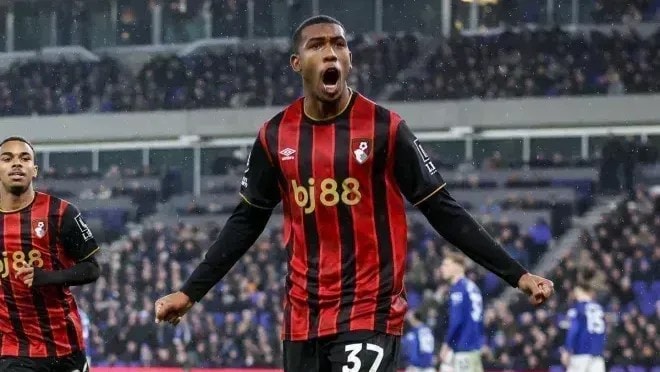 João Pedro elege companheiro de Chelsea que brilharia na Seleção Brasileira