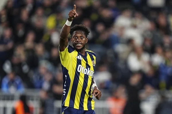Atlético-MG anuncia contratação do volante Fred, ex-Manchester United