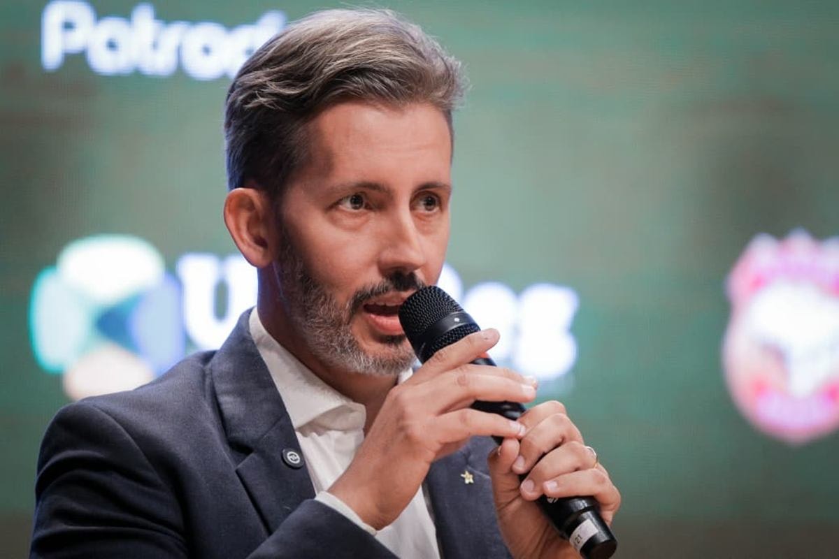 Leandro Grass promete implantar teletrabalho para os servidores do GDF