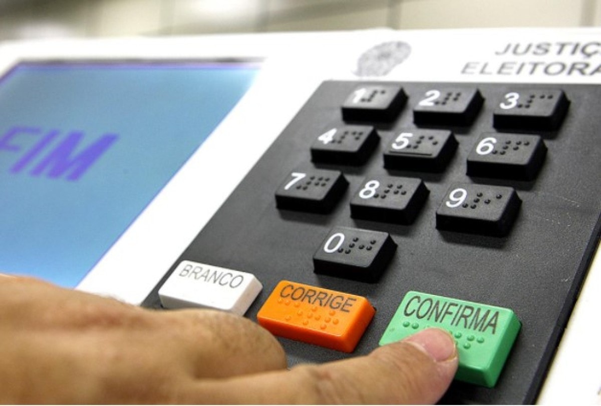 TRE-SP vai oferecer transporte gratuito a PCDs no dia da eleição