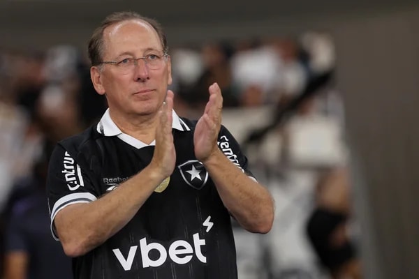 John Textor é afastado do Conselho de Administração da SAF do Botafogo