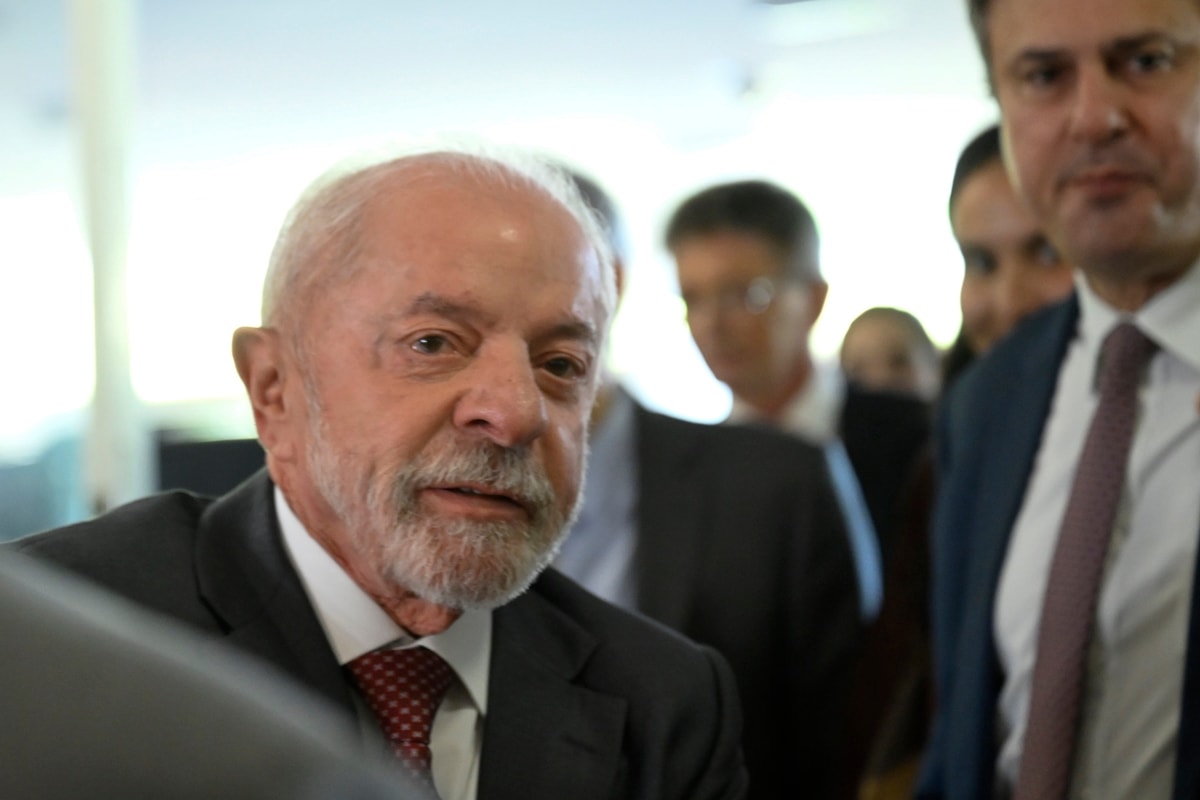 Lula sobre "bondades": não vou deixar de dar benefício porque tem eleição