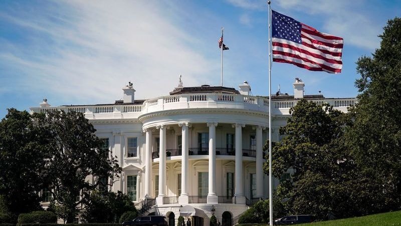 À CNN, Poatan coloca luta na Casa Branca acima do UFC 300: “Será número um”