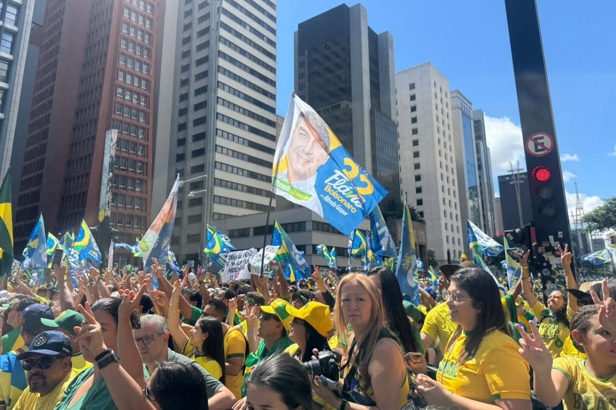 Nunes escalou subprefeitos para coordenar ato de Flávio na Paulista