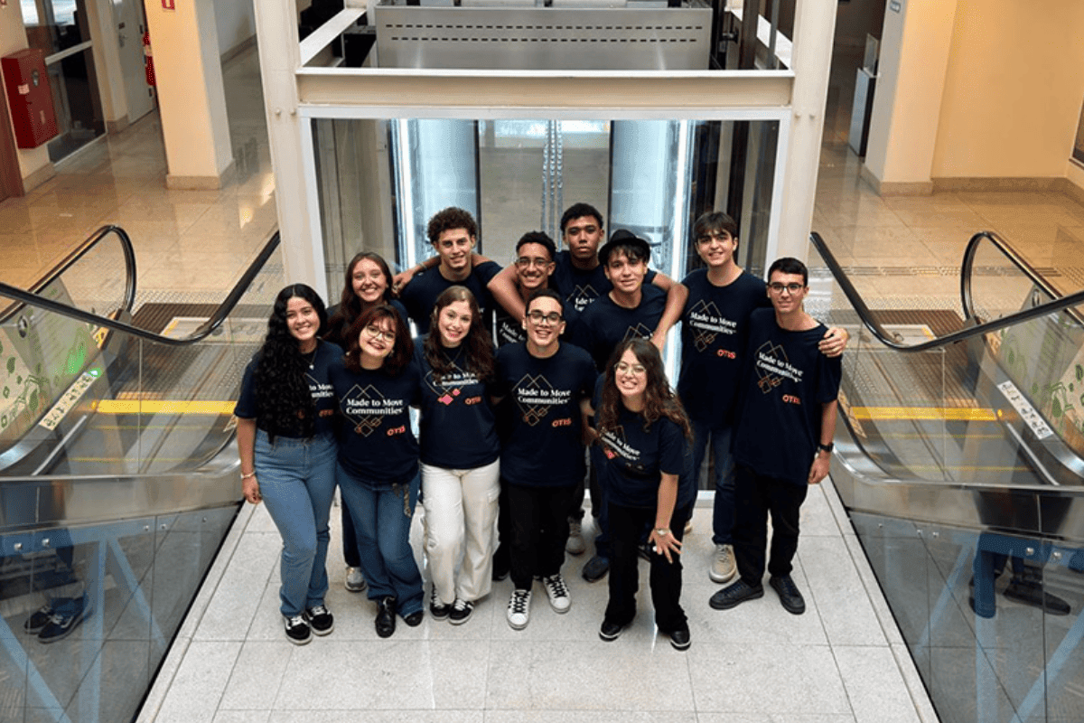 Alunos ganham US$ 15 mil ao criar aplicativo de IA sobre enchentes