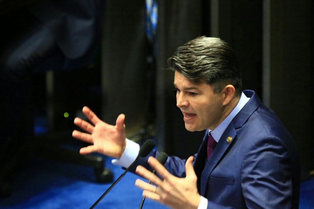 Em áudio a irmão de ministro, bolsonarista diz que não ataca STF