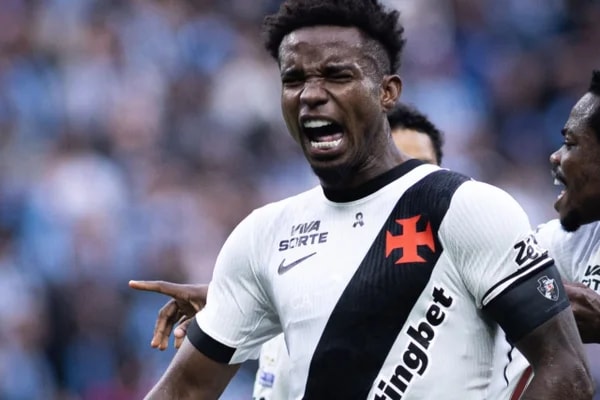 Brasileirão: de virada no final, Vasco vence o Grêmio em Porto Alegre