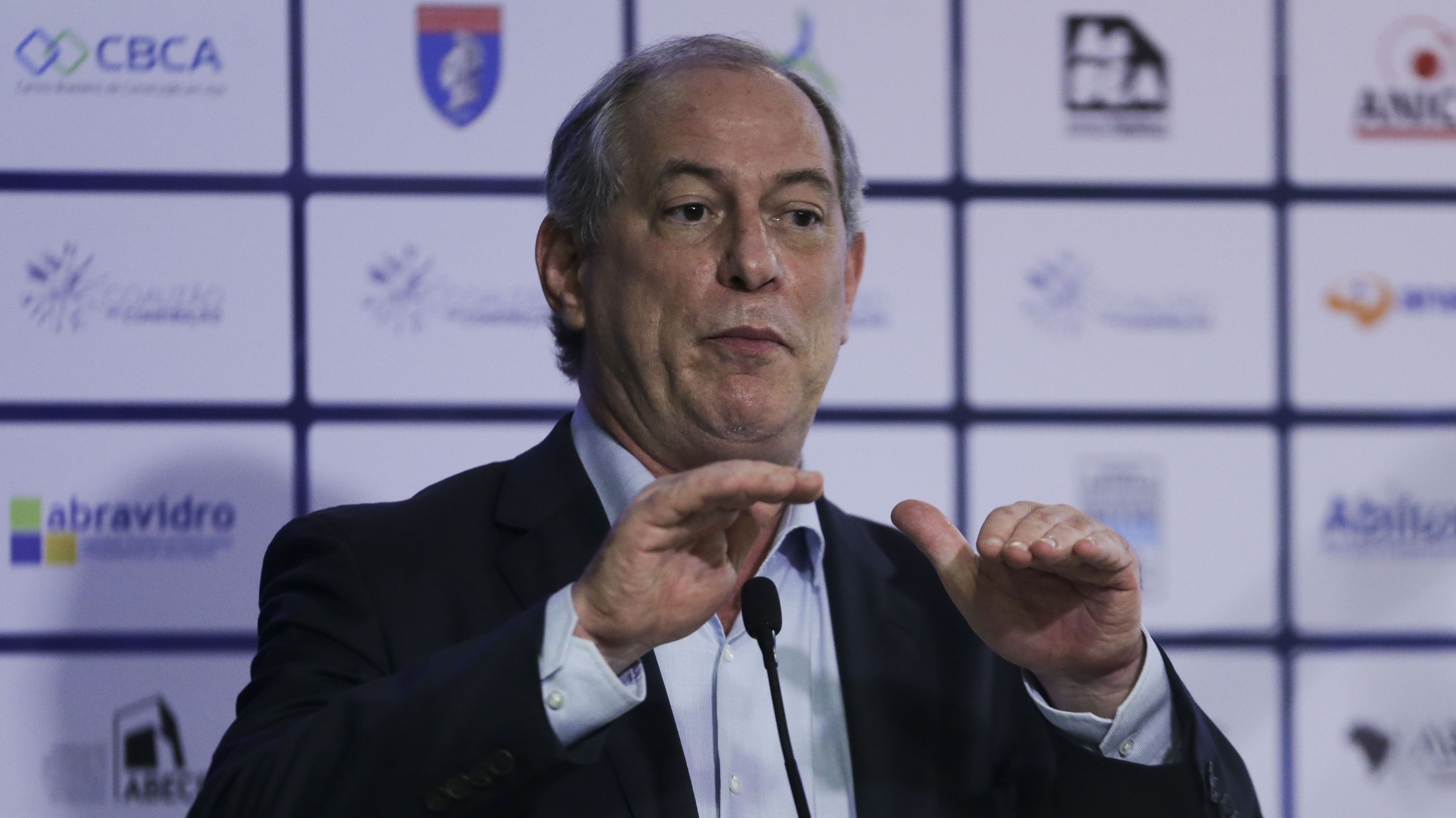 Datafolha CE: Ciro tem 46% no 1º turno ao governo; Elmano de Freitas, 37%