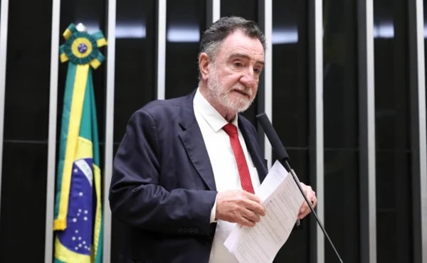 PT e PSB desenham chapa com Josué Gomes como vice de Patrus