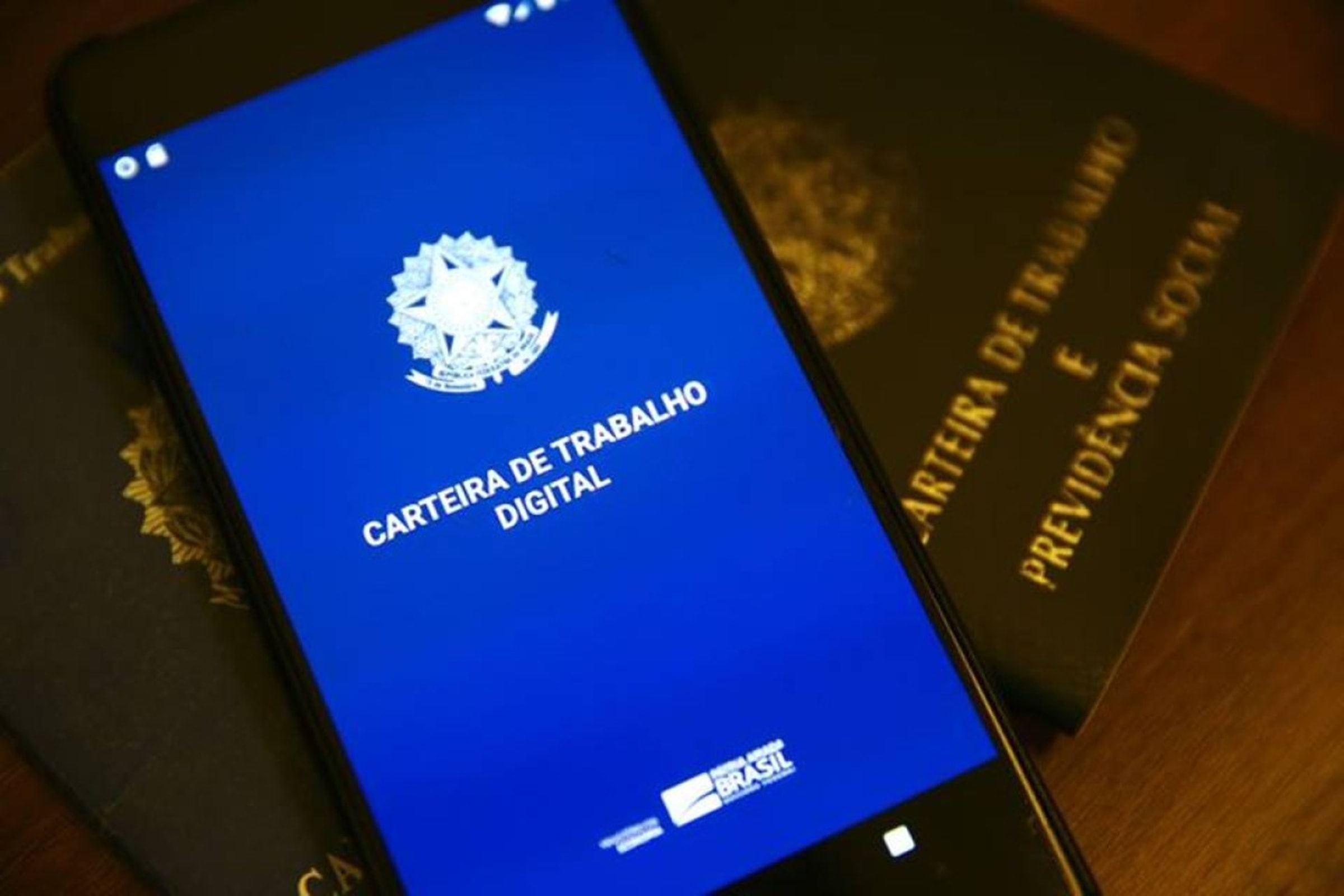 Caged: Brasil cria 58,6 mil empregos com carteira assinada em julho