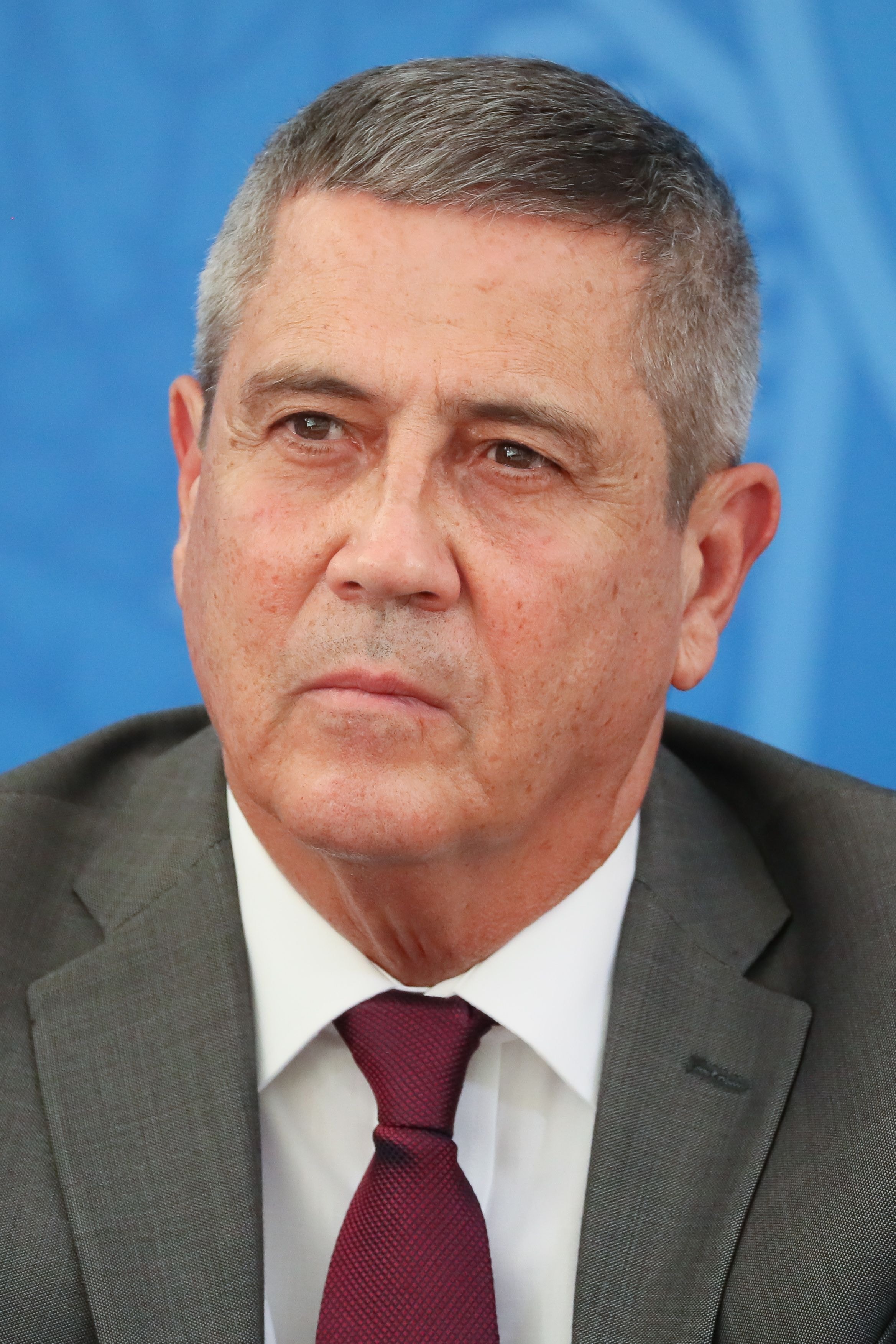 Moraes autoriza depoimento de Braga Netto sobre desvio de armas do Exército