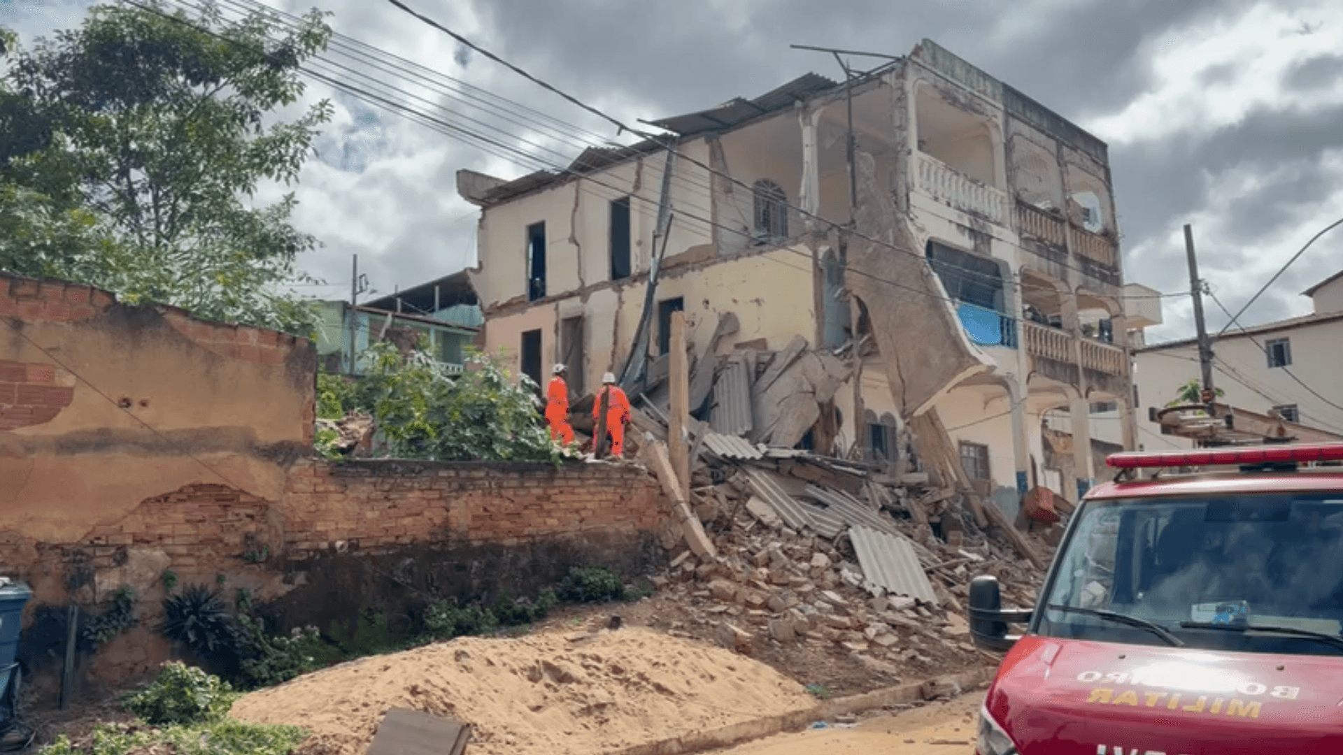 MP cobra prefeitura de SP por fiscalização antes de desabamento de prédio