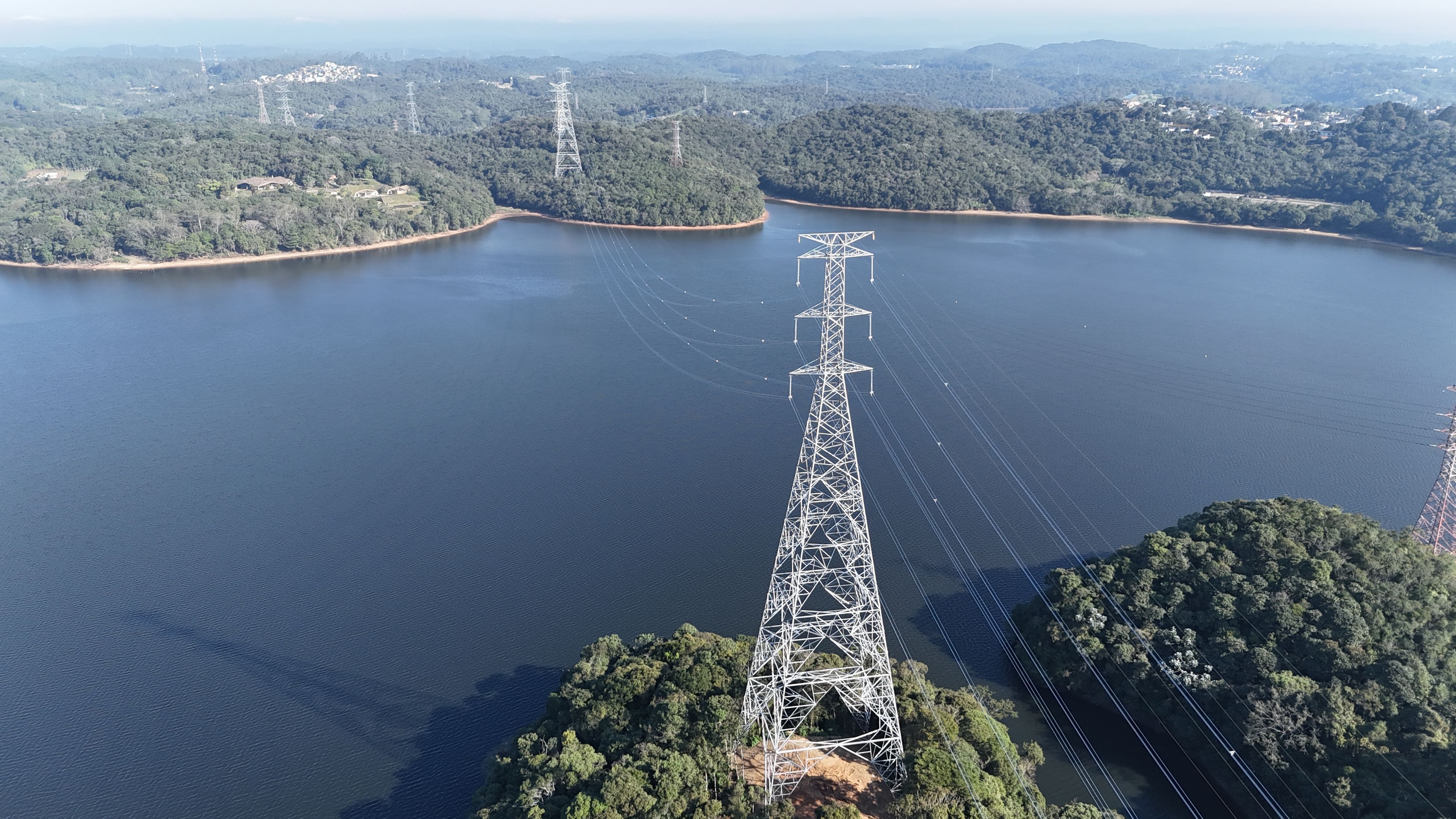 Ministério aprova plano de transmissão até 2033 e inclui baterias no Acre